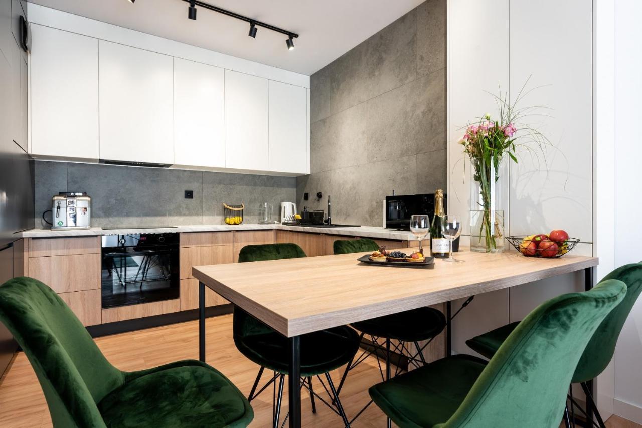 Apartament Nowe Centrum Lodzi - Perla Srodmiescia Bagian luar foto